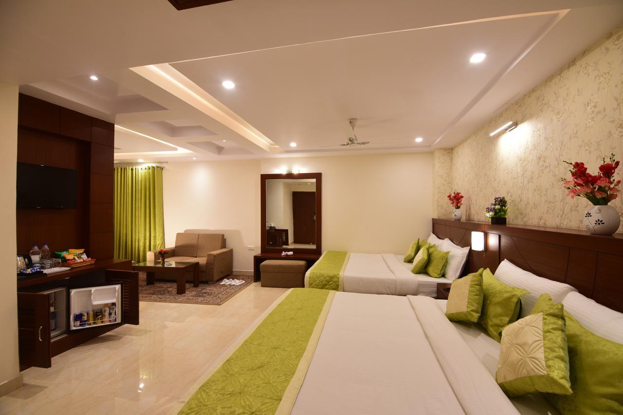 Hotel Varanasi Inn Exterior foto